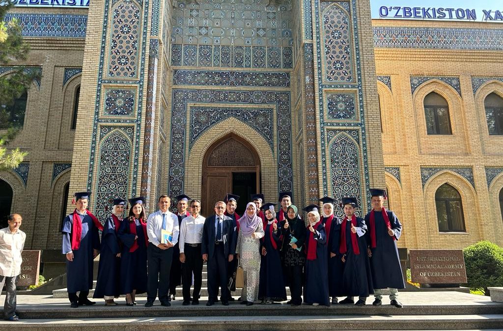 Delegasi Institut Islam Hadhari Ke International Islamic Academy of Uzbekistan.